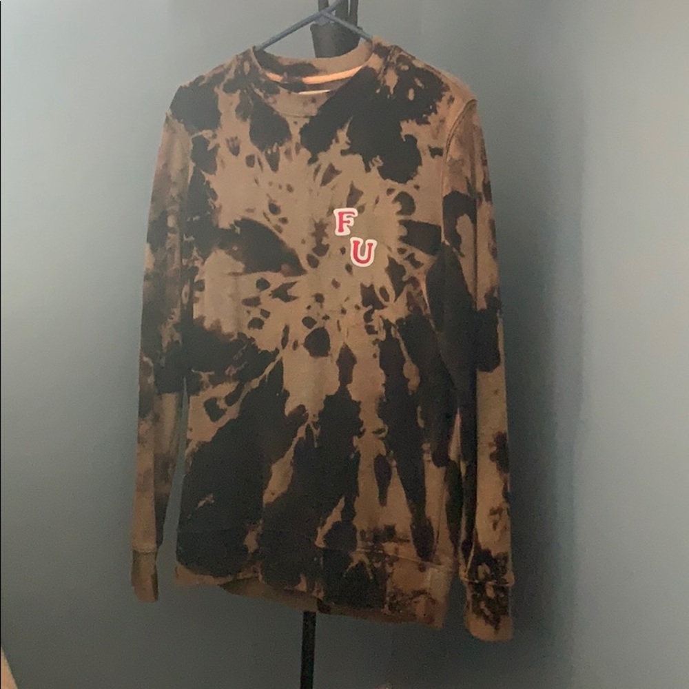 Hand bleach dyed crew neck